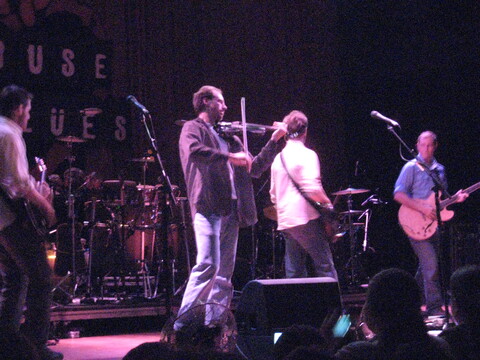 house of blues - guster 013.JPG