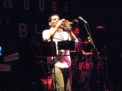 house of blues - guster 012.JPG
