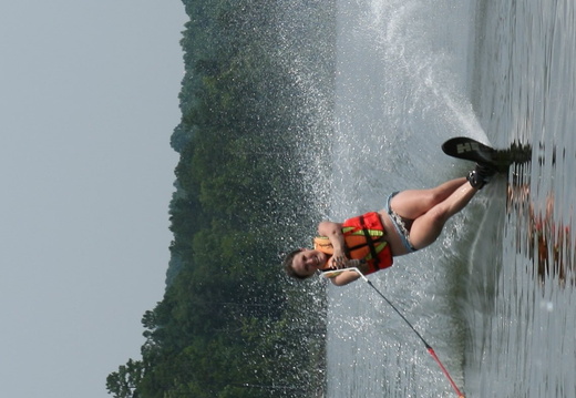 Chrissy water skiing - turn